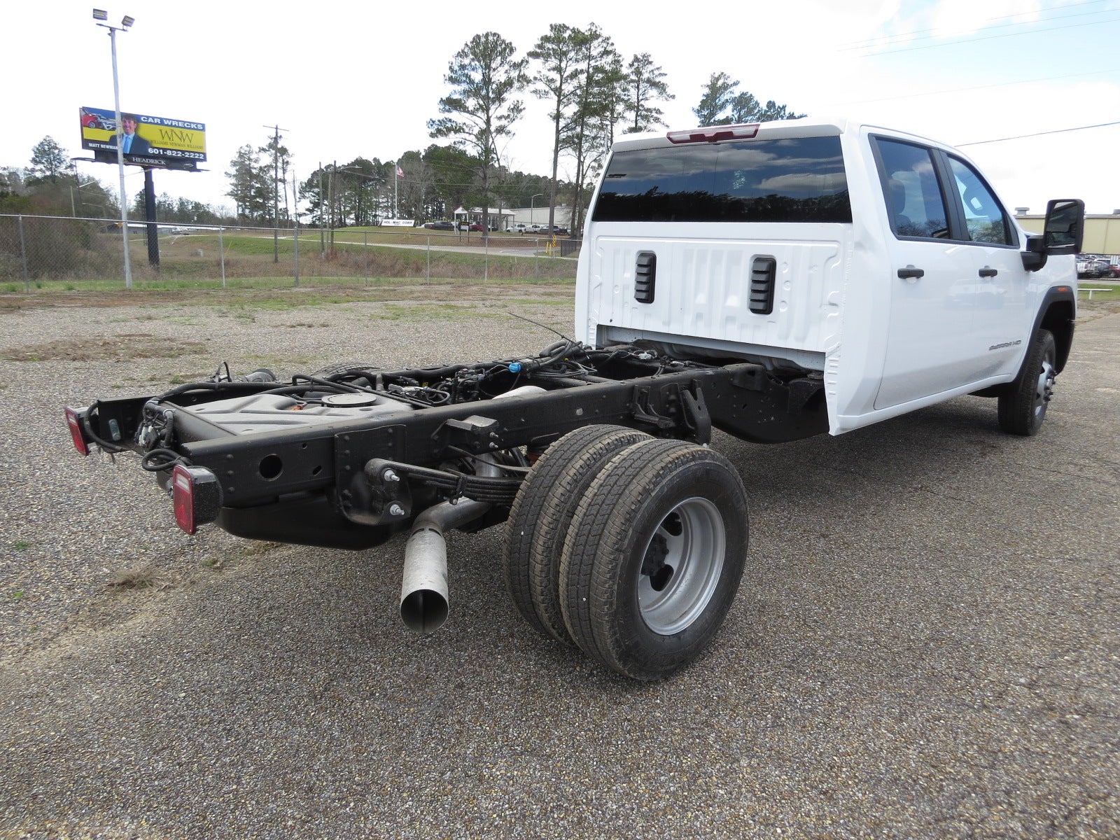 2026 GMC Sierra 3500 HD Chassis Cab Pro