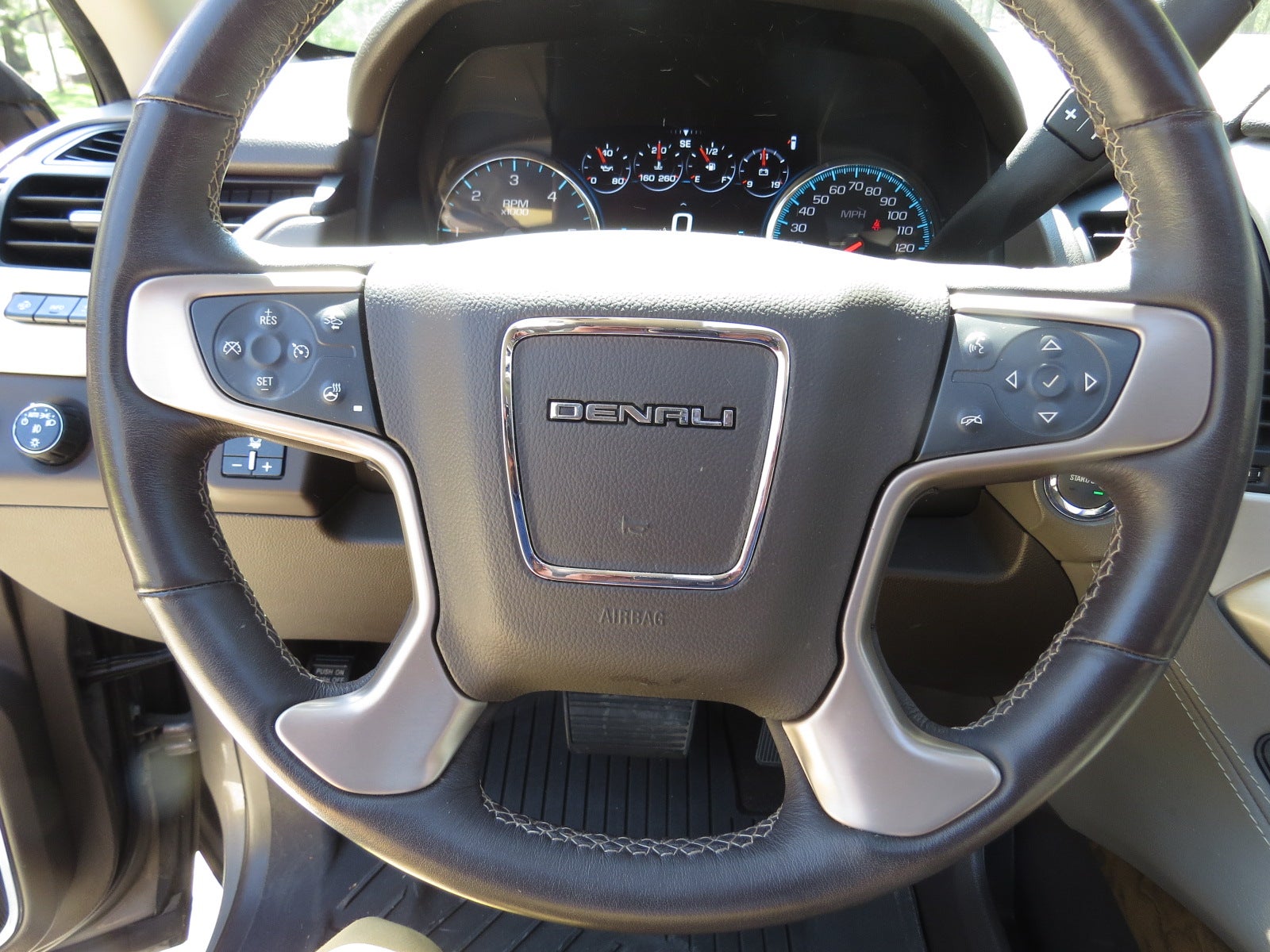 2019 GMC Yukon Denali