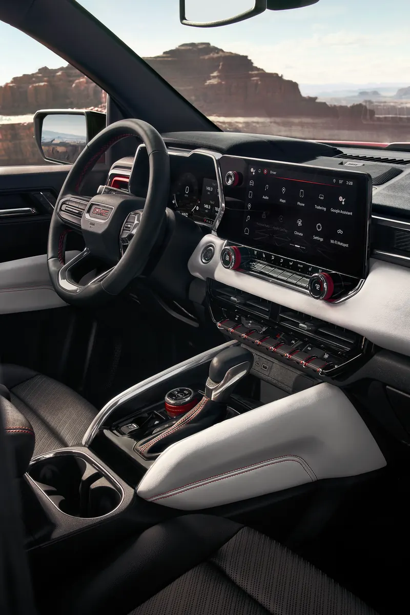 2026 GMC Canyon infotainment system at Harris Hankins Motors GMC in Bay Springs MS